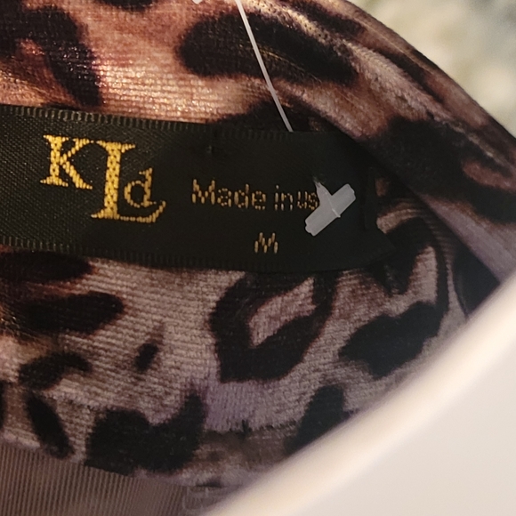 KLD Women's Mini Dress Velvet Chettah Print Long Sleeve Size M - Picture 6 of 6